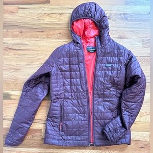 Women’s Patagonia nano puff jacket